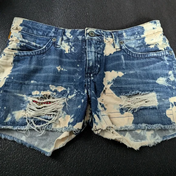 Robins Jean Shorts Womens Size 30 Blue Distressed Gypsy Jeweled Raw Hem Cut Off - Picture 15 of 15